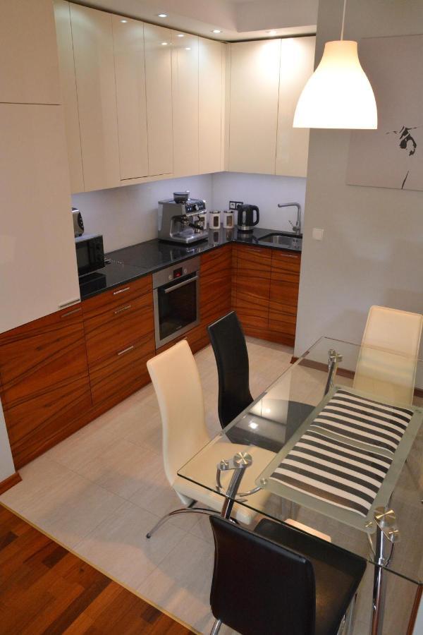 Azyl Apartments Варшава Екстер'єр фото
